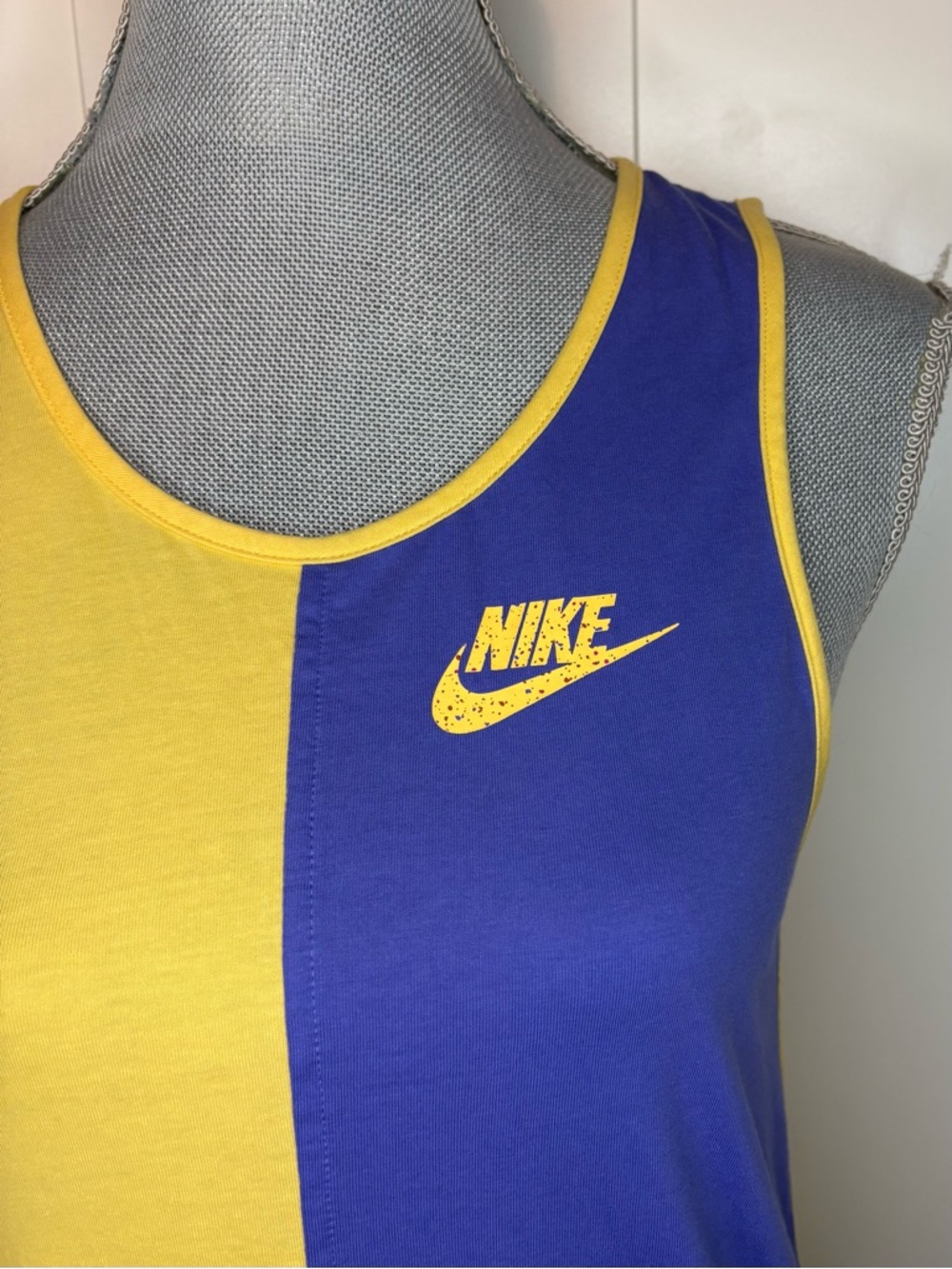 Nike Colorblock Tank Top - Picture 5 of 11